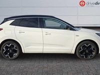 Used Vauxhall Grandland X Elite 131 HP (96 kW) 2021 White SUV