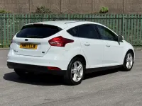Used Ford Focus Zetec 120 HP (88 kW) 2017 White Hatchback