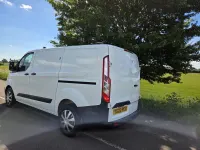 Used Ford Transit Custom 105 HP (77 kW) 2022 White Van