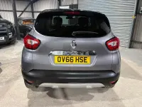 Used Renault Captur Signature 90 HP (66 kW) 2016 Greg SUV