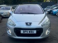 Begagnad Peugeot 308 Allure 2011 Silver Halvkombi