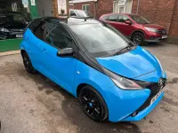 Used Toyota Aygo X-cite 69 HP (50 kW) 2015 Blue Hatchback