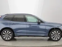 Second-hand Volvo XC60 Plus 194 CP (142 kW) 2023 Albastru SUV
