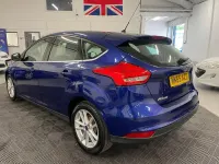 Used Ford Focus Zetec 115 HP (84 kW) 2015 Blue Hatchback