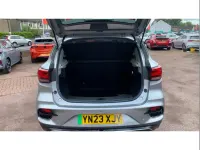 Używany MG ZS Trophy Connect 114 kW (156 KM) 2023 Srebrny SUV