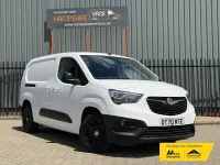 Used Vauxhall Combo Edition 130 HP (95 kW) 2021 White MPV