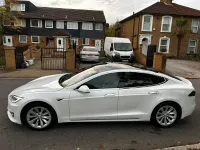 Used Tesla Model S 241 kW (328 HP) 2018 White Hatchback