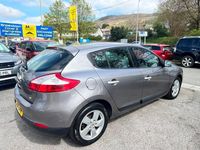 Used Renault Mégane III Dynamique 2011 Grey Hatchback
