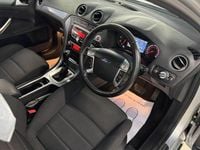 Used Ford Mondeo Titanium 163 HP (119 kW) 2012 Silver Hatchback