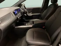 Używany Mercedes EQA250+ Night 139 kW (190 KM) 2024 Czarny SUV