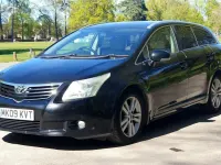 Usado Toyota Avensis T4 2009 Negro Familiar