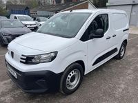 Second-hand Peugeot E-Partner 100 kW (136 CP) 2024 Alb Monovolum