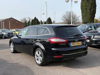 Usado Ford Mondeo Titanium 150 HP (110 kW) 2013 Preto Carrinha