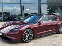 Used Porsche Taycan Performance Package 419 kW (571 HP) 2022 Red Estate