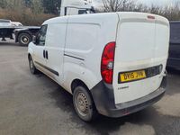 Used Vauxhall Combo 2015 White MPV