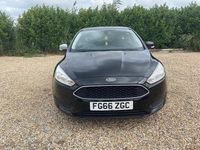 Used Ford Focus Style 100 HP (73 kW) 2017 Black Hatchback