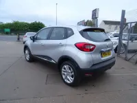 Used Renault Captur Dynamique 90 HP (66 kW) 2016 Silver SUV
