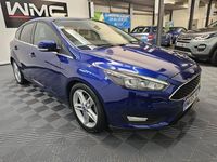 Used Ford Focus Zetec 125 HP (91 kW) 2015 Blue Hatchback