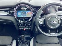 Usado Mini Cooper S Premium Plus 178 HP (130 kW) 2023 Branco Citadino