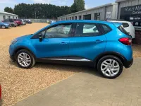 Used Renault Captur Dynamique 90 HP (66 kW) 2015 Blue SUV