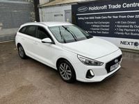 Used Hyundai i30 SE 140 HP (102 kW) 2017 White Estate