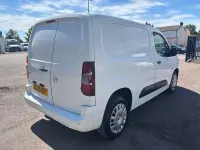 Used Vauxhall Combo Sportive 100 HP (73 kW) 2020 White MPV