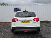 Usado Suzuki Vitara SZ-T 120 CV (88 kW) 2016 Blanco SUV