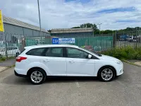 Used Ford Focus 2011 White Estate