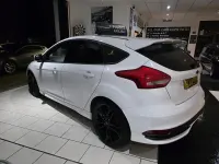 Used Ford Focus ST 185 HP (136 kW) 2017 White Hatchback