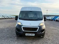 Used Peugeot Boxer S 140 HP (102 kW) 2019 White Van