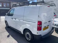 Używany Peugeot Expert 2021 Biały Van
