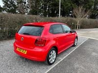 Usado VW Polo Match 60 CV (44 kW) 2011 Rojo Utilitario