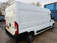 Used Peugeot Boxer 140 HP (102 kW) 2023 White Van