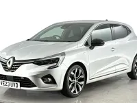 Used Renault Clio V Techno 90 HP (66 kW) 2023 Silver Hatchback