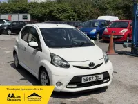 Used Toyota Aygo 68 HP (50 kW) 2012 White Hatchback