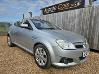 Used Vauxhall Tigra 90 HP (66 kW) 2009 Black Cabriolet