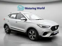 Usado MG ZS Excite 106 HP (77 kW) 2023 Prateado SUV