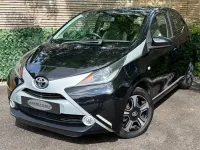 Used Toyota Aygo X-clusiv 69 HP (50 kW) 2015 Black Hatchback