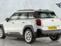 Używany Mini Aceman 133 kW (181 KM) 2025 Biały SUV