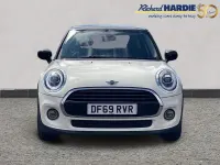 Used Mini Cooper Classic 134 HP (98 kW) 2020 White Hatchback