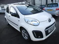 Usado Citroën C1 Platinum 68 HP (50 kW) 2014 Branco Citadino
