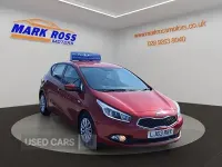 Used Kia Ceed 128 HP (94 kW) 2013 Red Hatchback