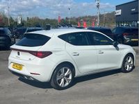 Used Seat Leon FR 147 HP (108 kW) 2024 White Hatchback