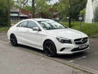 Usado Mercedes CLA180 2017 Branco Sedan