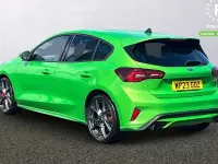 Used Ford Focus Performance Edition 280 HP (205 kW) 2023 Green Hatchback