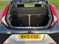 Used Toyota Aygo X-play 72 HP (52 kW) 2020 Hatchback