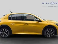 Used Peugeot 208 Premium 129 HP (94 kW) 2022 Yellow Hatchback