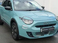 Used Fiat 600 101 HP (74 kW) 2024 Metallic sky blue SUV
