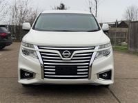 Used Nissan Elgrand 2017 White MPV