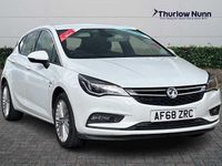 Used Vauxhall Astra Elite 150 HP (110 kW) 2019 White Hatchback